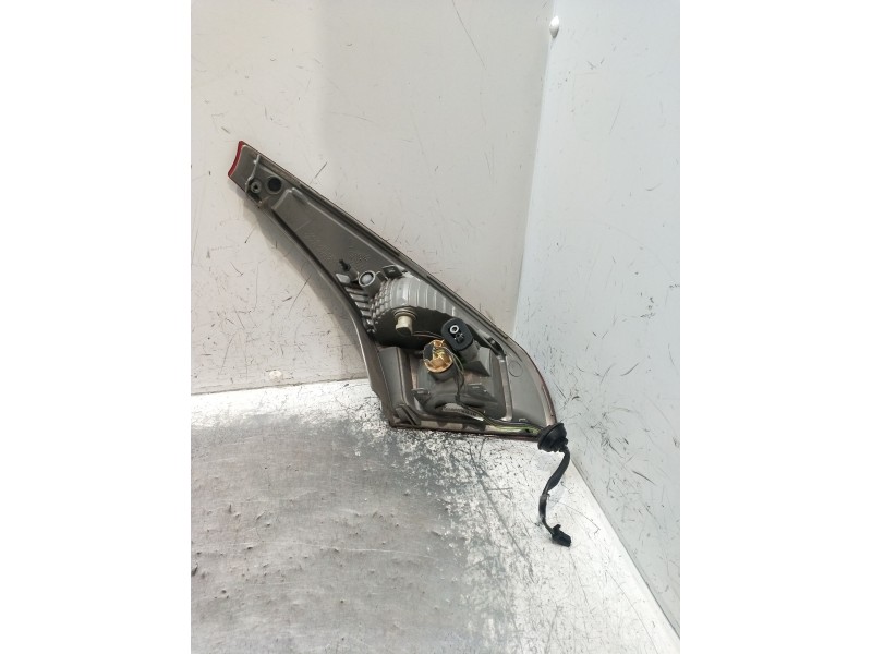 Recambio de piloto trasero derecho interior para renault megane iii hatchback (bz0/1_, b3_) 1.9 dci (bz0n, bz0j) referencia OEM 