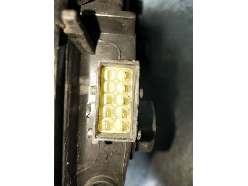 Recambio de faro izquierdo para opel corsa d cosmo referencia OEM IAM 93189361  