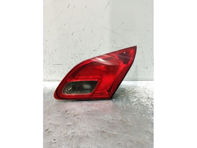 Recambio de piloto trasero derecho interior para opel astra j lim. cosmo referencia OEM IAM   