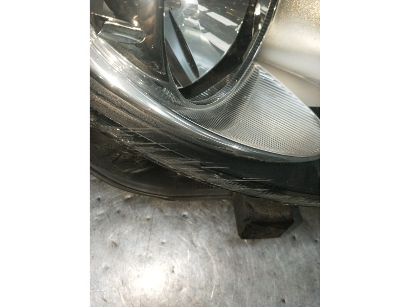 Recambio de faro derecho para opel corsa d cosmo referencia OEM IAM 13217454 VER FOTOS 