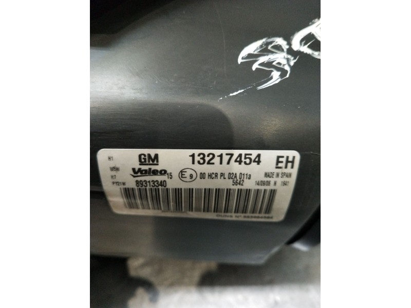 Recambio de faro derecho para opel corsa d cosmo referencia OEM IAM 13217454 VER FOTOS 