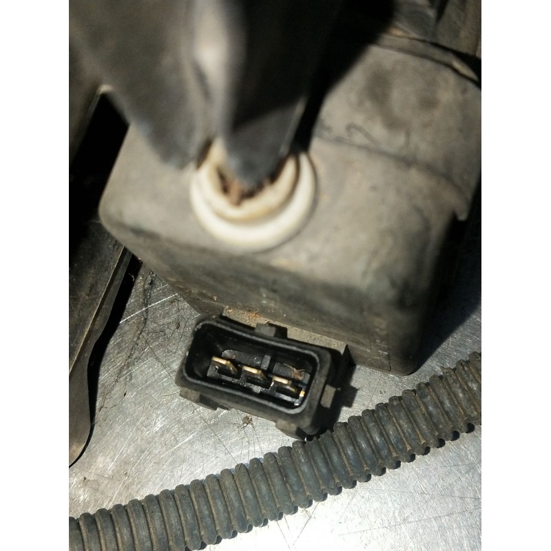 Recambio de faro izquierdo para toyota rav 4 iii (_a3_) 2.2 d 4wd (ala30_) referencia OEM IAM   