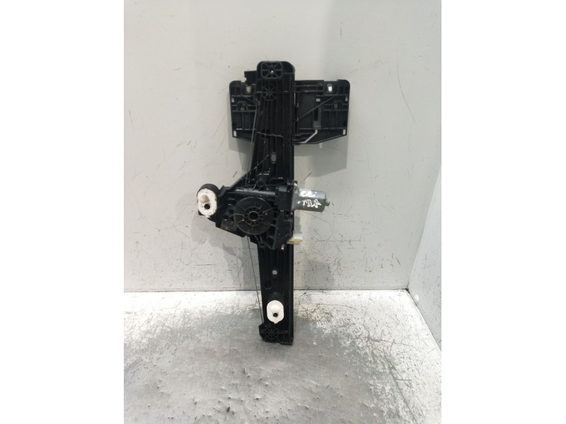 Recambio de elevalunas trasero derecho para peugeot 208 (p2) referencia OEM IAM 982904558000 5P 