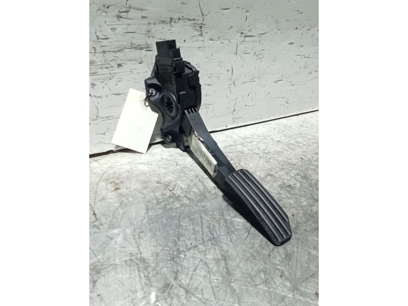 Recambio de potenciometro pedal para land rover evoque 2.2 td4 cat referencia OEM IAM 6PV01083433 BJ329F836AB 