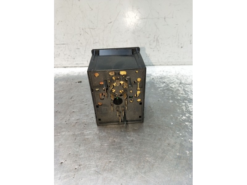 Recambio de mando luces para opel zafira a club referencia OEM IAM 09133249 09138347 