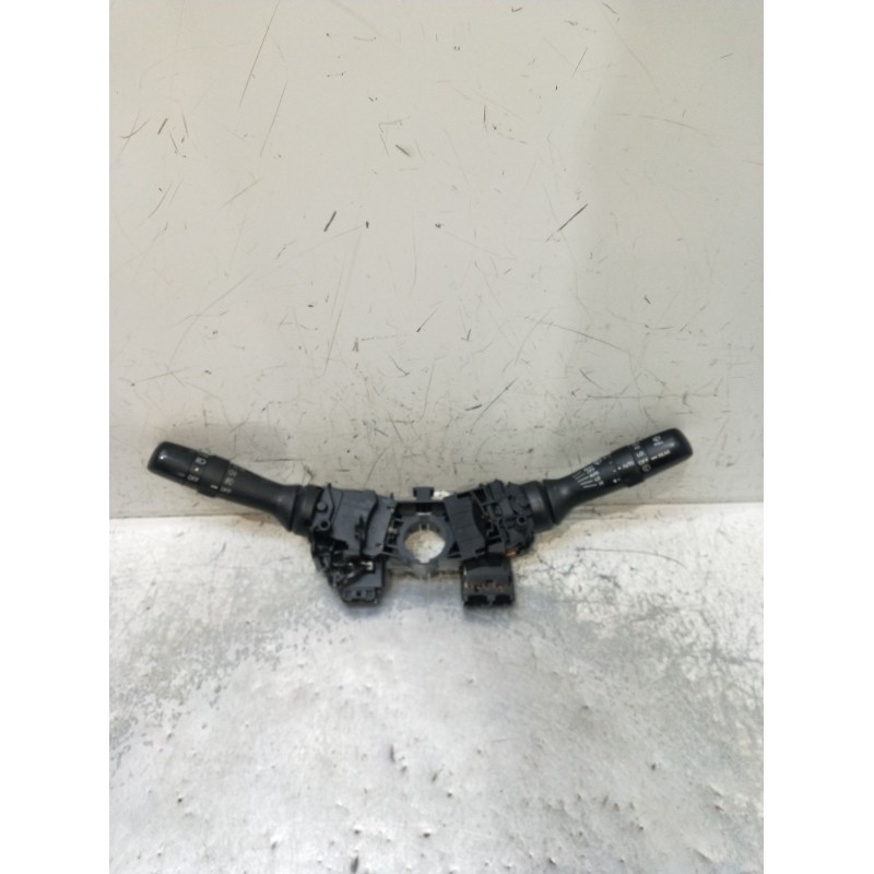 Recambio de mando luces para toyota rav 4 iii (_a3_) 2.2 d 4wd (ala30_) referencia OEM IAM 173832  