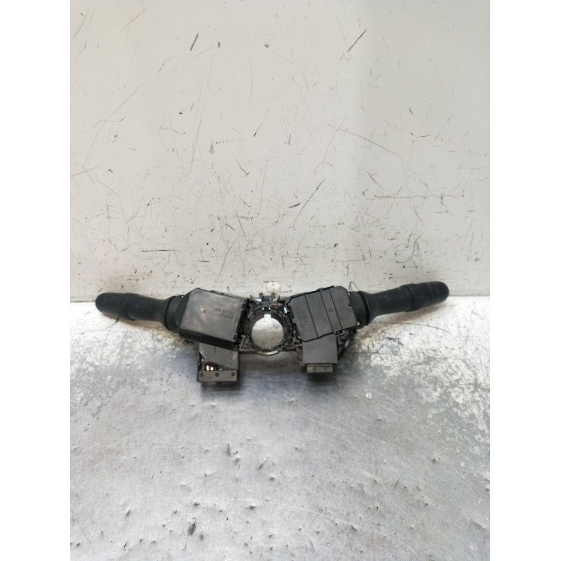 Recambio de mando luces para toyota rav 4 iii (_a3_) 2.2 d 4wd (ala30_) referencia OEM IAM 173832  