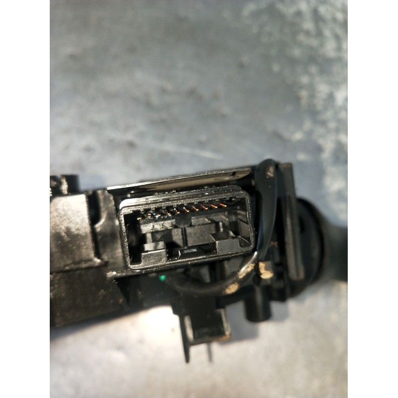 Recambio de mando luces para toyota rav 4 iii (_a3_) 2.2 d 4wd (ala30_) referencia OEM IAM 173832  