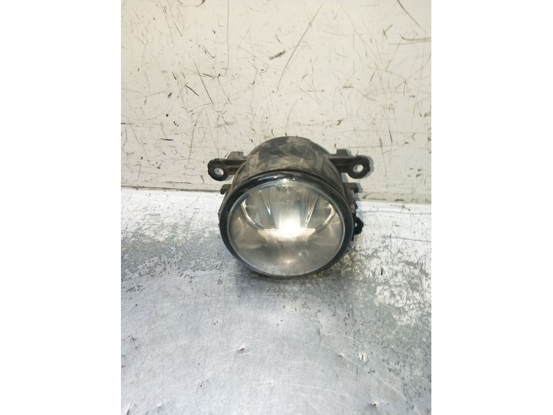 Recambio de faro antiniebla derecho para renault megane iii hatchback (bz0/1_, b3_) 1.9 dci (bz0n, bz0j) referencia OEM IAM 8200