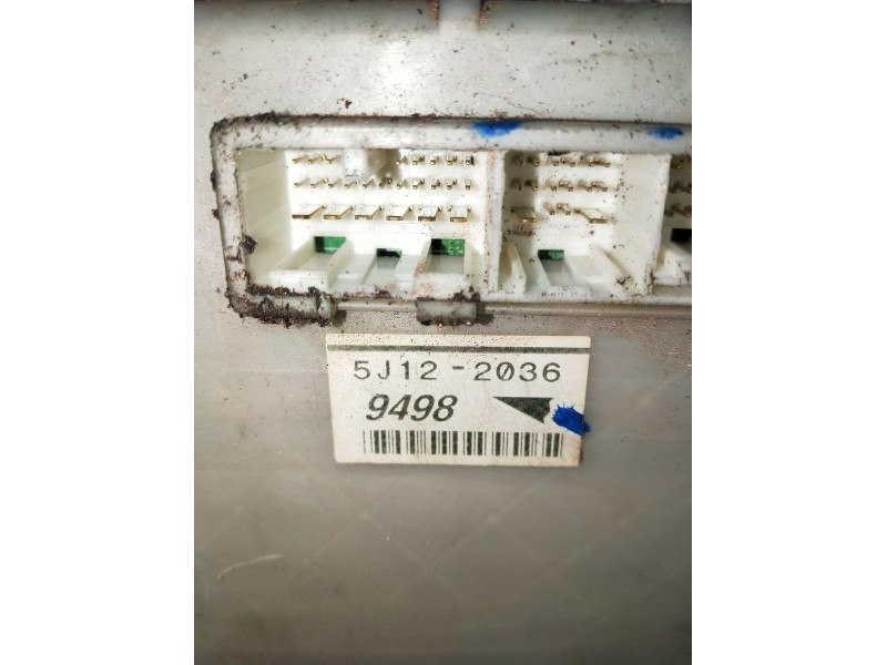 Recambio de caja reles / fusibles para toyota rav 4 iii (_a3_) 2.2 d 4wd (ala30_) referencia OEM IAM 5J122036  