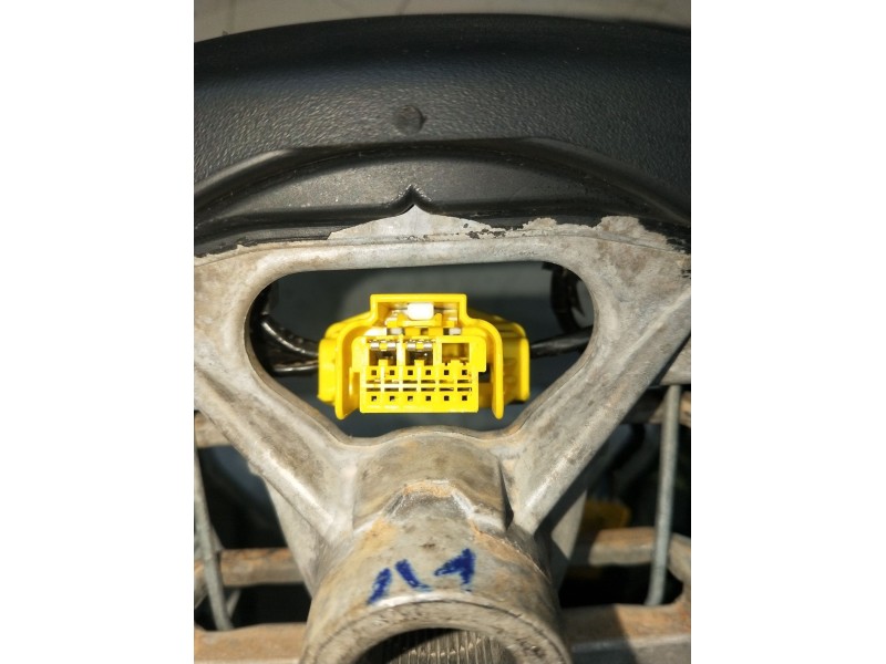 Recambio de volante para peugeot 208 (p2) referencia OEM IAM 98255044ZD 640497100B 