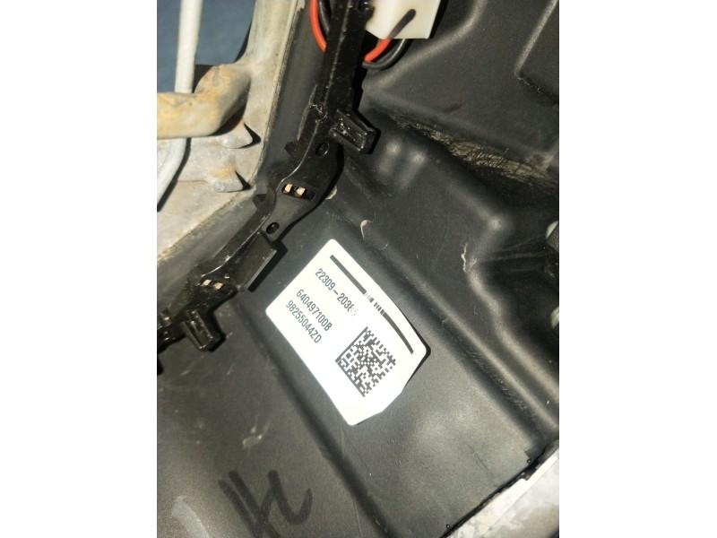 Recambio de volante para peugeot 208 (p2) referencia OEM IAM 98255044ZD 640497100B 