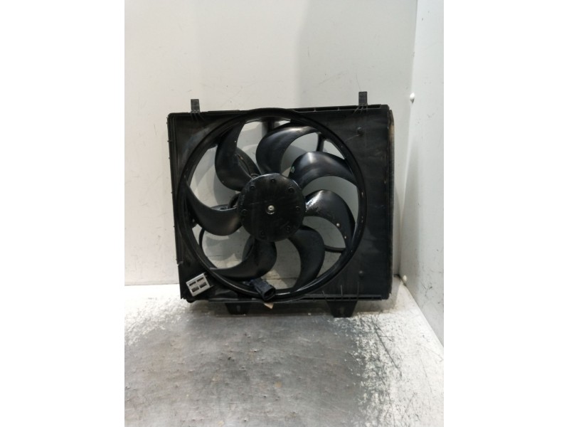 Recambio de electroventilador para peugeot 208 (p2) referencia OEM IAM 9827752980 TP2227503110 