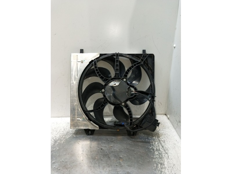 Recambio de electroventilador para peugeot 208 (p2) referencia OEM IAM 9827752980 TP2227503110 