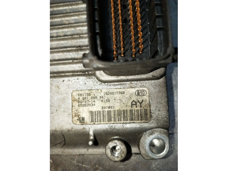 Recambio de centralita motor uce para opel corsa d cosmo referencia OEM IAM 0261208941 1039S17768 55557934
