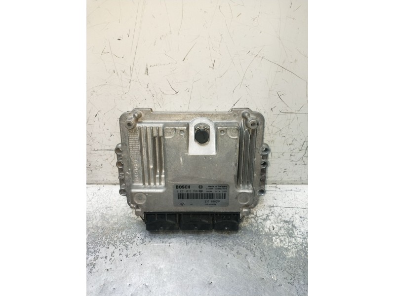 Recambio de centralita motor uce para renault megane iii hatchback (bz0/1_, b3_) 1.9 dci (bz0n, bz0j) referencia OEM IAM 0281015