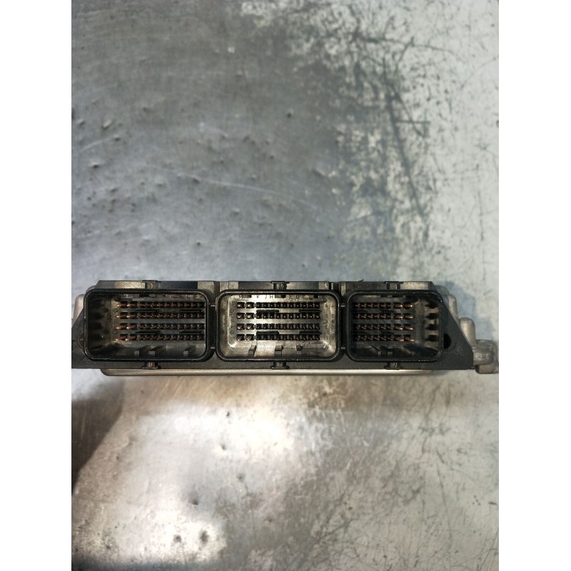 Recambio de centralita motor uce para renault megane iii hatchback (bz0/1_, b3_) 1.9 dci (bz0n, bz0j) referencia OEM IAM 0281015