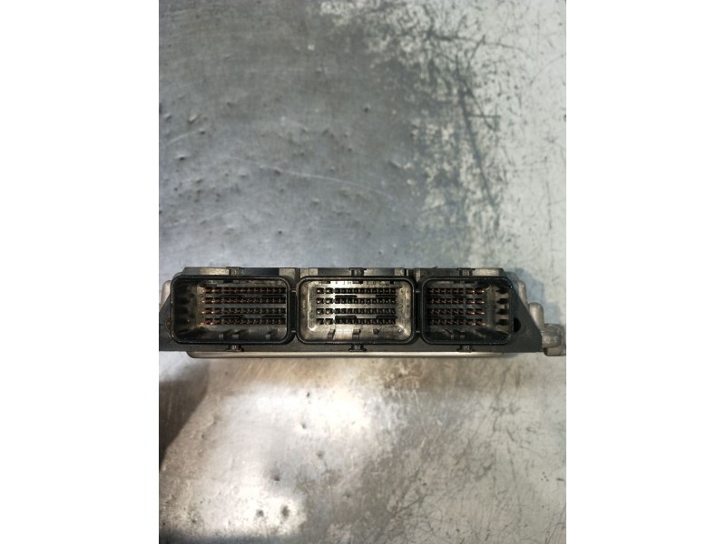 Recambio de centralita motor uce para renault megane iii hatchback (bz0/1_, b3_) 1.9 dci (bz0n, bz0j) referencia OEM IAM 0281015