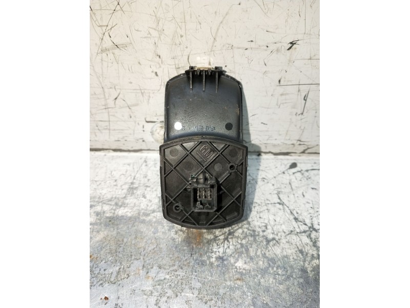 Recambio de mando elevalunas delantero derecho para opel corsa d cosmo referencia OEM IAM 13206806RT 315625731 3P