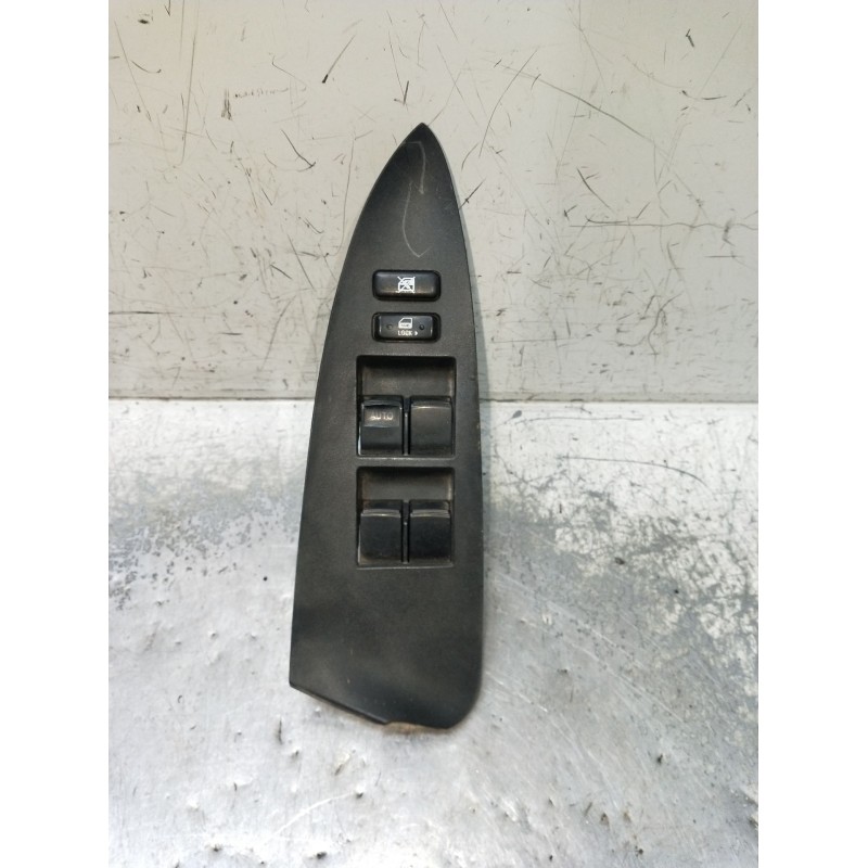 Recambio de mando elevalunas delantero izquierdo para toyota rav 4 iii (_a3_) 2.2 d 4wd (ala30_) referencia OEM IAM  5P 