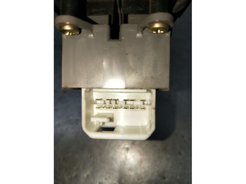 Recambio de mando elevalunas delantero izquierdo para toyota rav 4 iii (_a3_) 2.2 d 4wd (ala30_) referencia OEM IAM  5P 