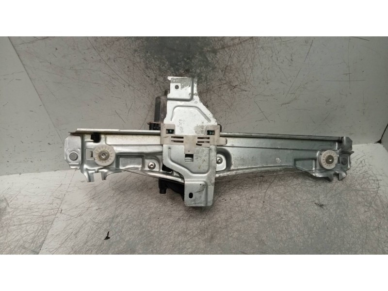 Recambio de elevalunas trasero izquierdo para peugeot 2008 (--.2013) allure referencia OEM IAM 9806088680 9806082280 0130822971