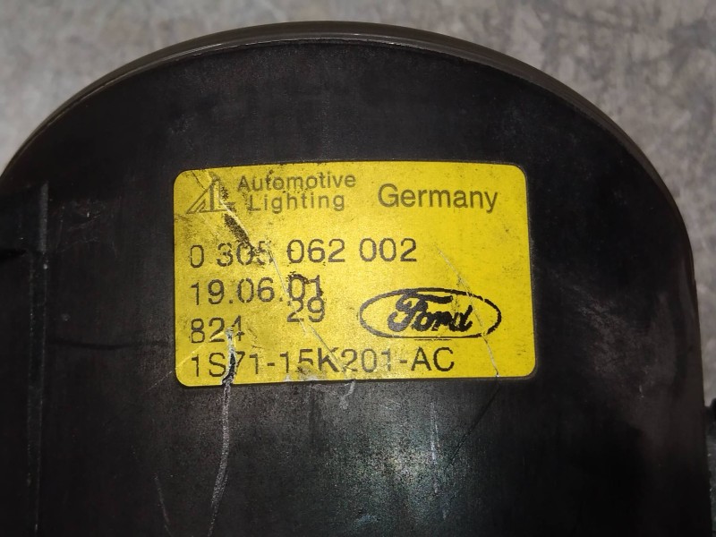 Recambio de faro antiniebla derecho para ford mondeo berlina (ge) ambiente referencia OEM IAM 1S7115K201AC 0305062002 
