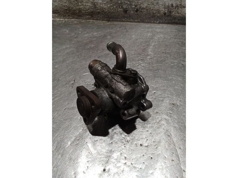 Recambio de bomba direccion para volkswagen passat b5.5 (3b3) 1.9 tdi referencia OEM IAM 8D0145177Q  