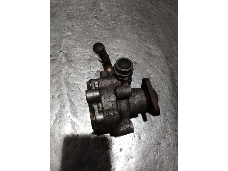 Recambio de bomba direccion para volkswagen passat b5.5 (3b3) 1.9 tdi referencia OEM IAM 8D0145177Q  