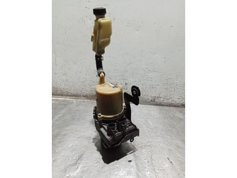 Recambio de bomba direccion para mazda 3 lim. (bl) luxury referencia OEM IAM 091200768  