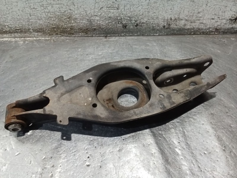 Recambio de brazo suspension inferior trasero derecho para mercedes-benz clase clk (w208) coupe 200 (208.335) referencia OEM IAM