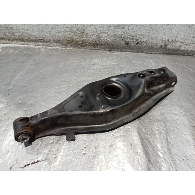 Recambio de brazo suspension inferior trasero derecho para mercedes-benz clase clk (w208) coupe 200 (208.335) referencia OEM IAM
