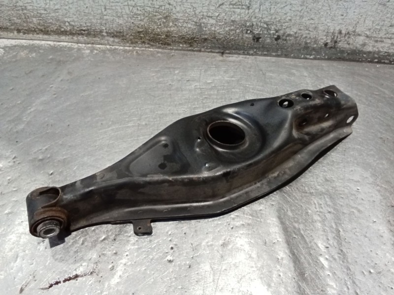 Recambio de brazo suspension inferior trasero derecho para mercedes-benz clase clk (w208) coupe 200 (208.335) referencia OEM IAM
