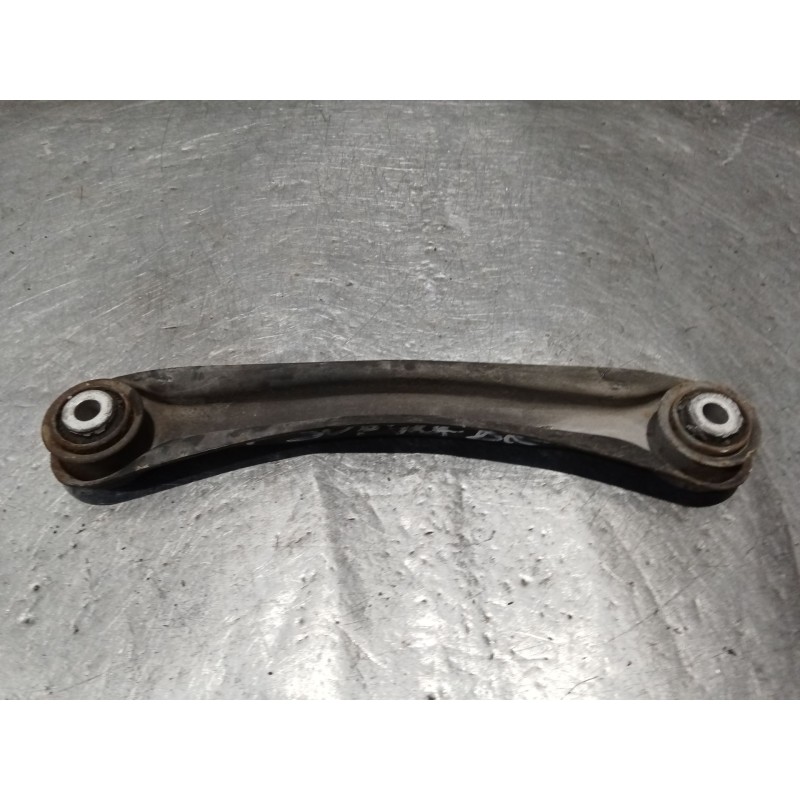 Recambio de brazo suspension superior trasero derecho para mercedes-benz clase clk (w208) coupe 200 (208.335) referencia OEM IAM