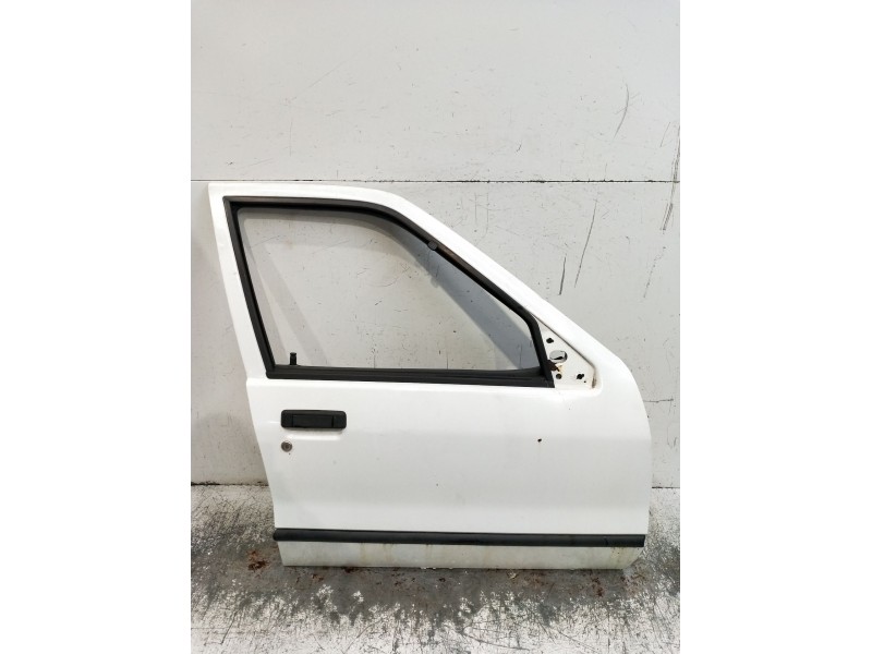 Recambio de puerta delantera derecha para renault 19 ii (b/c53_) 1.4 referencia OEM IAM  5P VER FOTOS