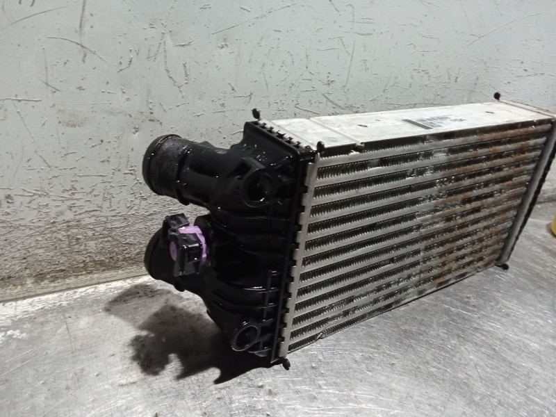 Recambio de intercooler para peugeot 208 (p2) referencia OEM IAM 9824742280  