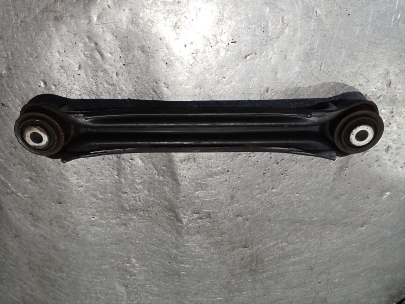 Recambio de brazo suspension inferior trasero derecho para mercedes-benz clase clk (w208) coupe 200 (208.335) referencia OEM IAM