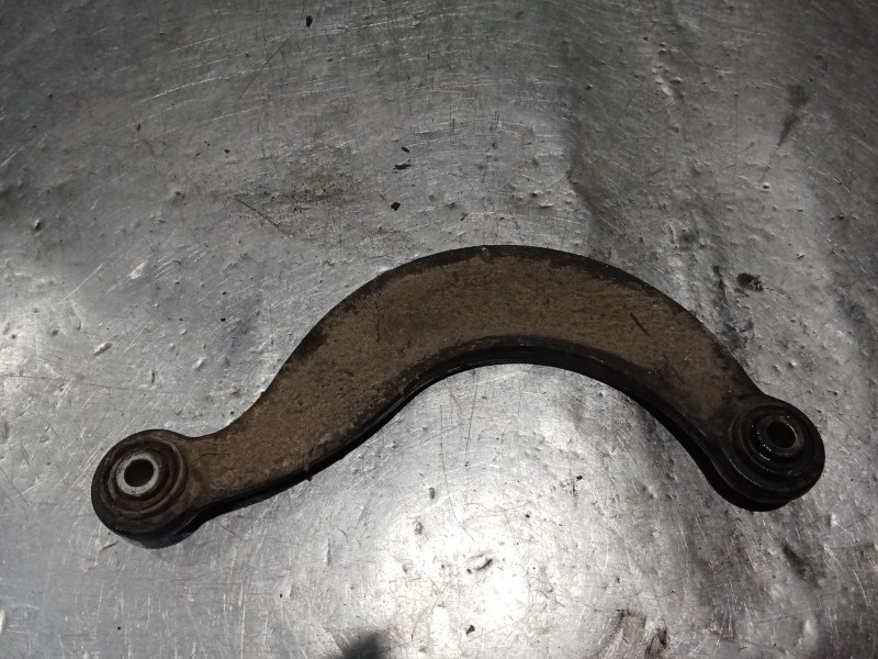 Recambio de brazo suspension superior trasero izquierdo para mazda 3 lim. (bl) luxury referencia OEM IAM   