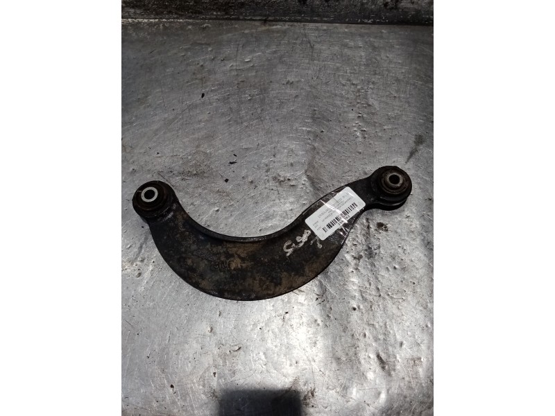 Recambio de brazo suspension superior delantero derecho para mazda 3 lim. (bl) luxury referencia OEM IAM   