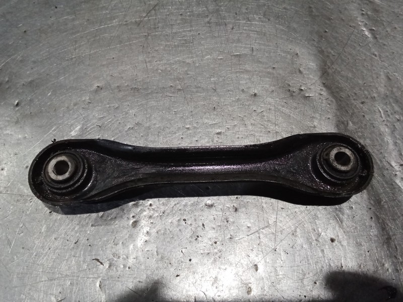 Recambio de brazo suspension inferior trasero izquierdo para mazda 3 lim. (bl) luxury referencia OEM IAM   