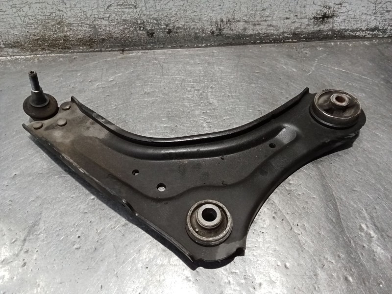 Recambio de brazo suspension inferior delantero derecho para renault laguna iii authentique referencia OEM IAM   