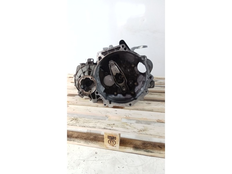 Recambio de caja cambios para seat leon (1p1) style copa referencia OEM IAM LHW 5V 14111 64 14 41