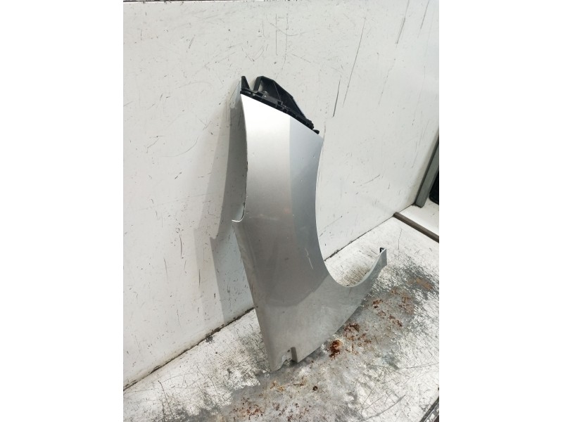 Recambio de aleta delantera derecha para peugeot 308 access referencia OEM IAM   