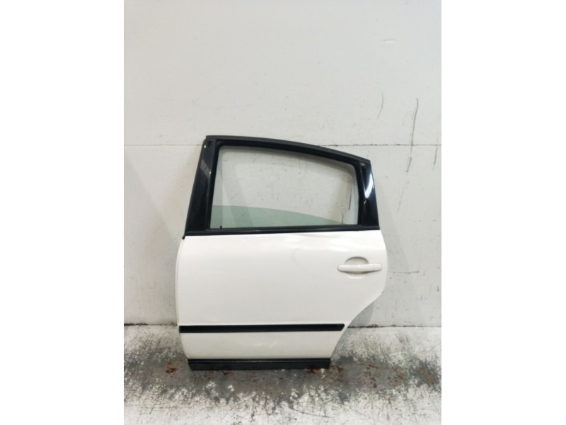 Recambio de puerta trasera izquierda para volkswagen passat b5.5 (3b3) 1.9 tdi referencia OEM IAM  5P 
