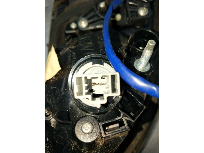 Recambio de piloto trasero derecho interior para mazda 3 lim. (bl) luxury referencia OEM IAM   