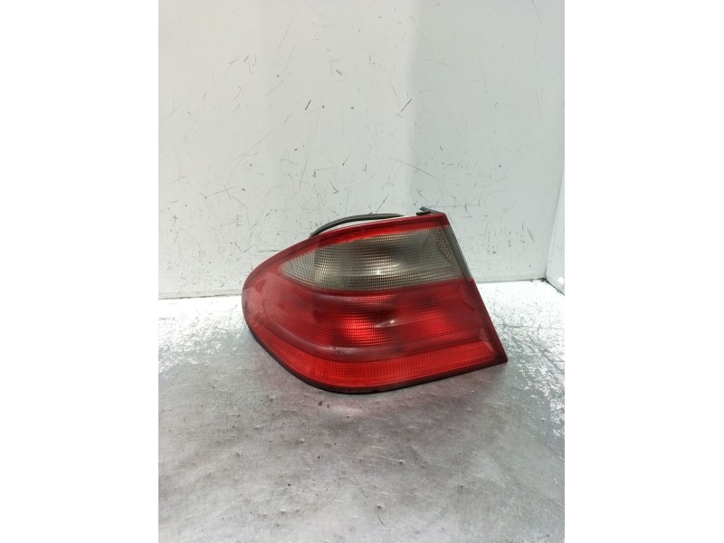 Recambio de piloto trasero izquierdo para mercedes-benz clase clk (w208) coupe 200 (208.335) referencia OEM IAM   