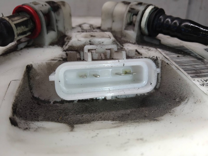 Recambio de bomba combustible para ford mondeo berlina (ge) ambiente referencia OEM IAM 1S71AC9H307  