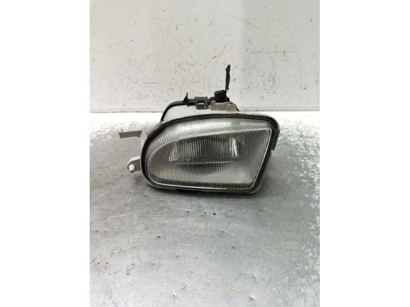 Recambio de faro antiniebla izquierdo para mercedes-benz clase clk (w208) coupe 200 (208.335) referencia OEM IAM   