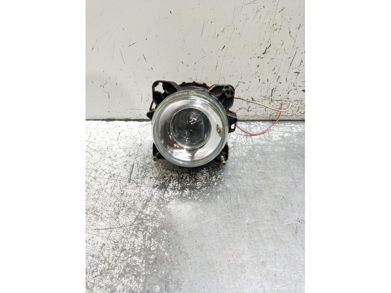 Recambio de faro izquierdo para santana 300/350 2.0 tdi 4x4 referencia OEM IAM   