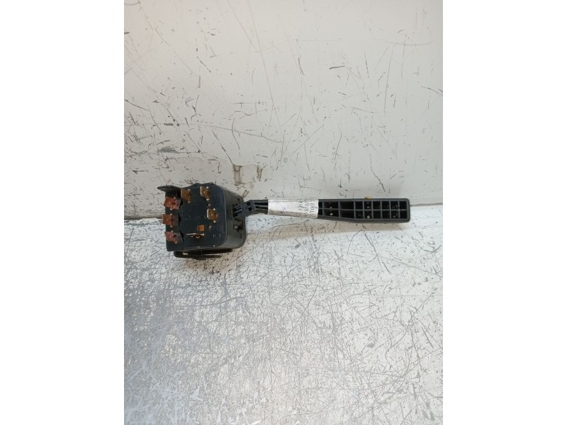 Recambio de mando luces para opel corsa a referencia OEM IAM 90126712 2239900 90126713